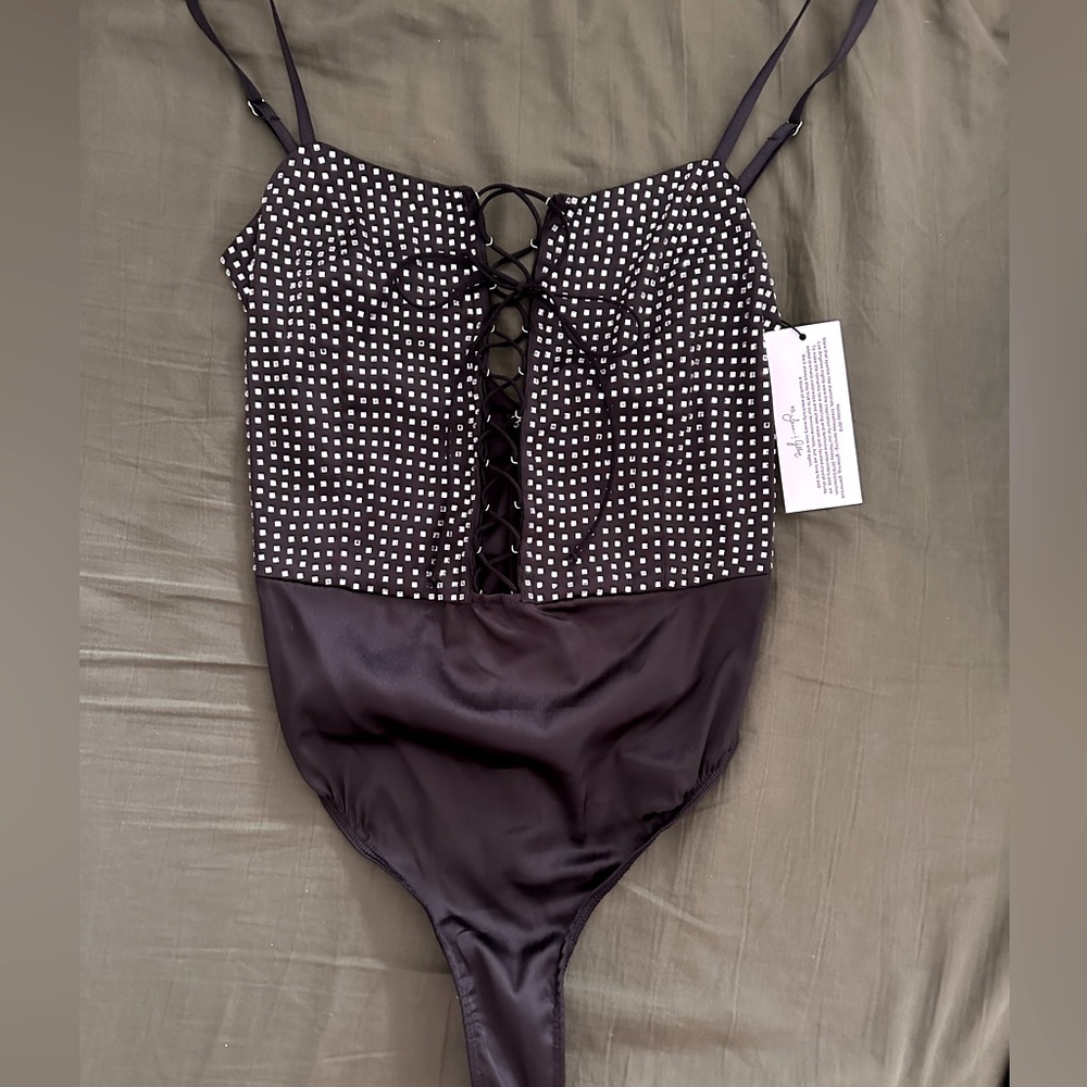 Love and lemons body suit